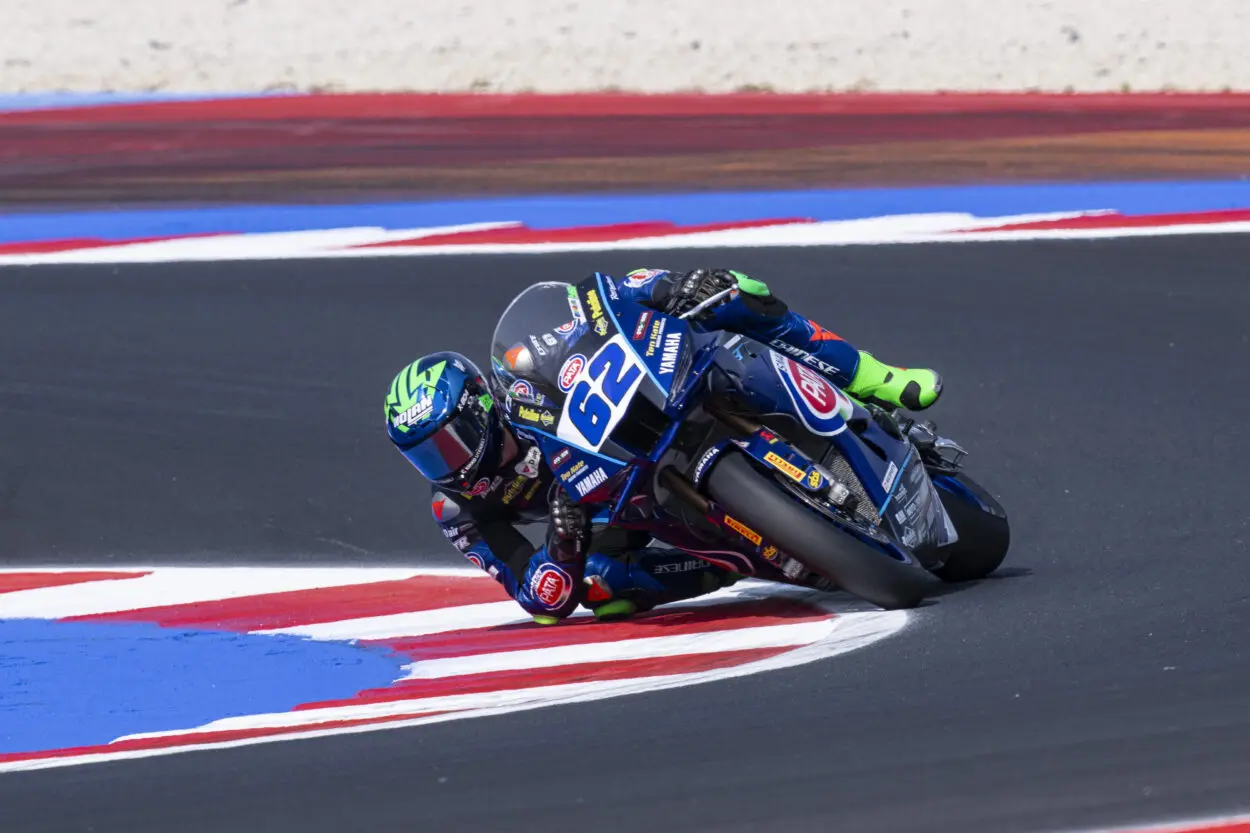 SSP | Round Gran Bretagna 2025, Superpole: prima pole a Donington Park per Stefano Manzi