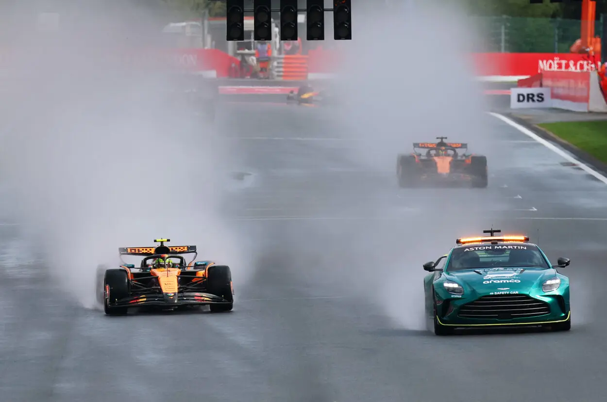 F1 | GP Belgio 2025, pioggia, visibilità e full wet inutilizzabili. Non ci resta che aspettare