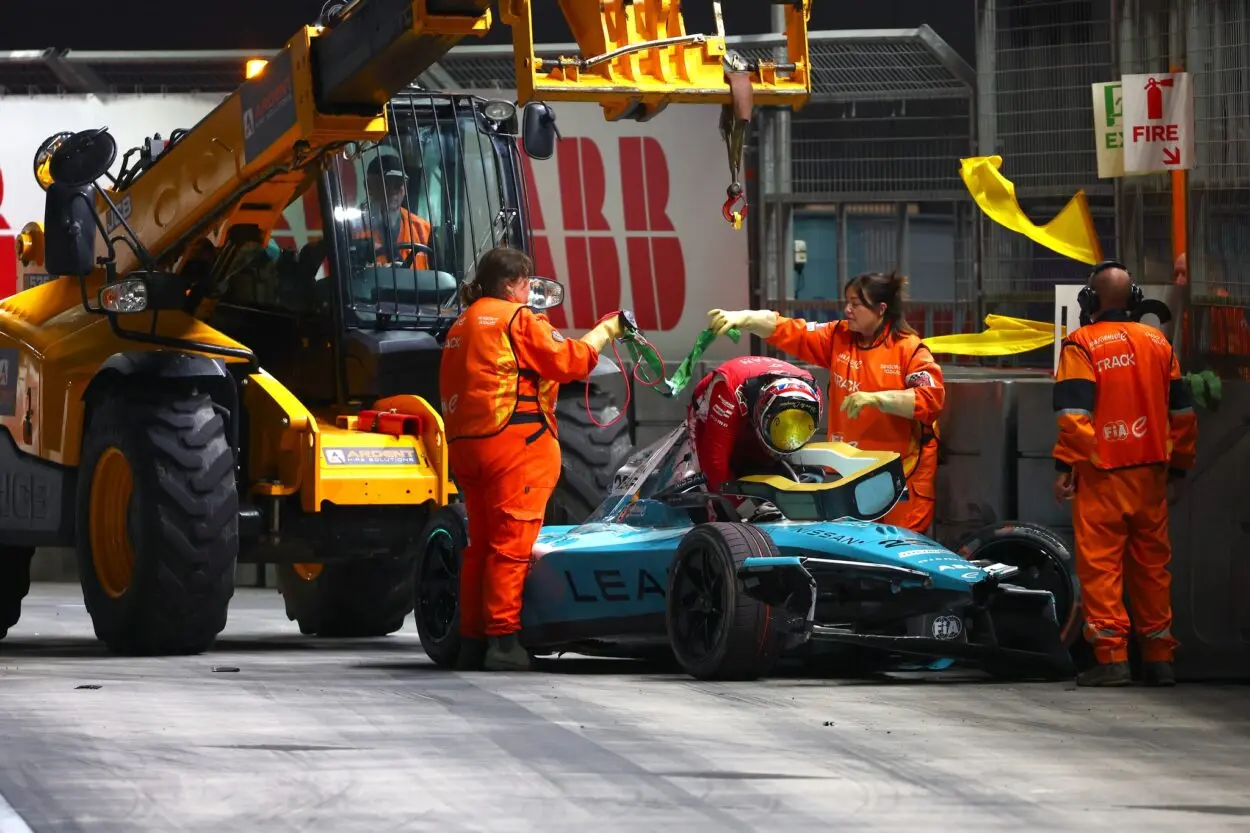 Formula E | Londra ePrix #2 2025: 3 posizioni di penalità in griglia per Oliver Rowland