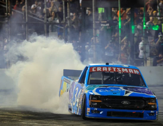 NASCAR | Truck Series, IRP 2025: Layne Riggs sfrutta la sua superiorità per vincere la seconda gara dell’anno