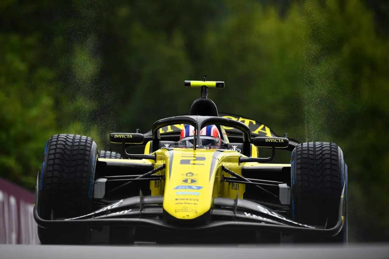 F2 | GP Belgio 2025: Penalità a Dunne e squalifica a Lindblad: Stanek vince la Feature Race, Fornaroli nuovo leader