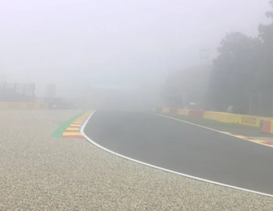 F3 | GP Belgio 2025, FP: nebbia fitta e visibilità azzerata: prove libere rinviate, nessuna attività in pista