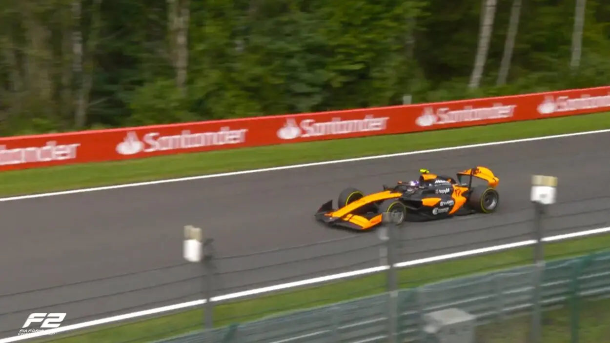 F2 | GP Belgio 2025, FP: Miglior tempo di Alex Dunne davanti Minì e Martins, Fornaroli 12°