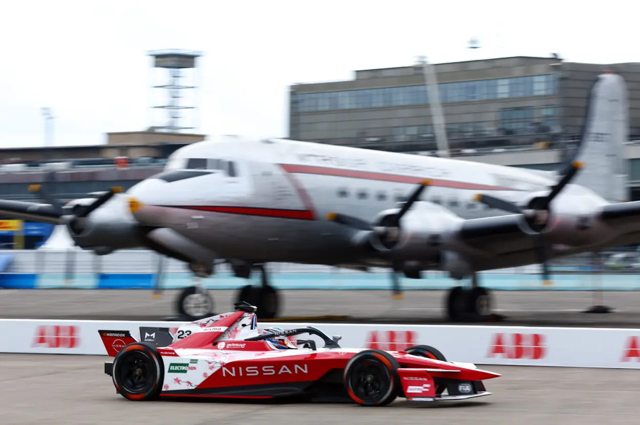 Formula E | Berlino ePrix #2 2025: Cassidy vince in rimonta, Rowland è il nuovo Campione del mondo!