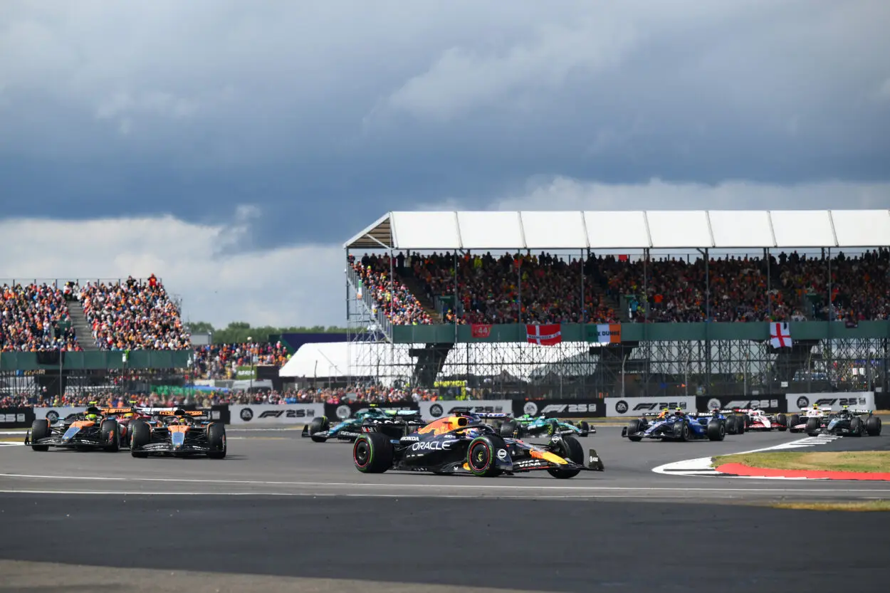 F1 | Ecco le Sprint 2026: restano Shanghai e Miami, tra le novità Singapore. Domenicali: “Format che cresce come impatto positivo e popolarità”