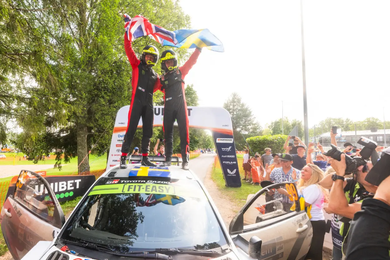 WRC | Rally di Estonia 2025: Dominio Solberg, tre giorni perfetti per un successo storico. Tänak nuovo leader del Mondiale