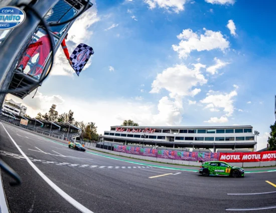 TCR México | 4h Mexico City 2025: i Rejón conquistano il successo nelle fasi finali davanti a Orea e Guzmán. Tanti problemi per la Cupra del RE Motorsport