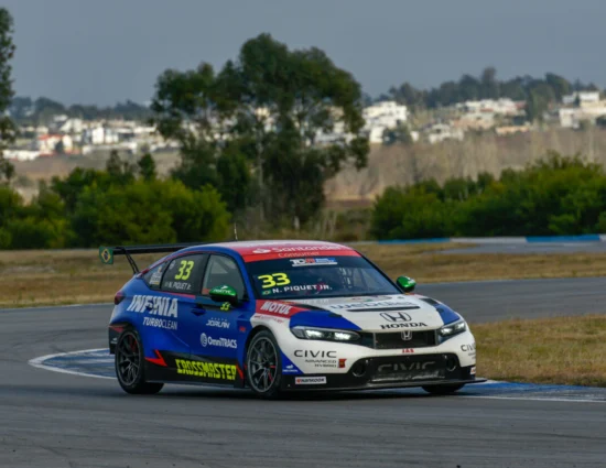 TCR South America | El Pinar 2025, Qualifiche: Nemmeno freddo e buio fermano Nelson Piquet Jr. Terza pole di fila davanti a Leonel Pernía