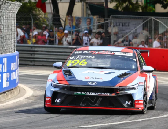 TCR World Tour | Vila Real 2025, Azcona: “Condizioni difficili, ma felice del comportamento della macchina”