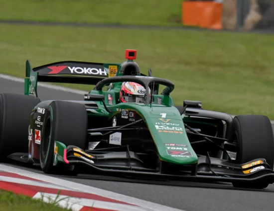 Super Formula | Fuji #1 2025: Sho Tsuboi conquista la pole position nelle Qualifiche della domenica