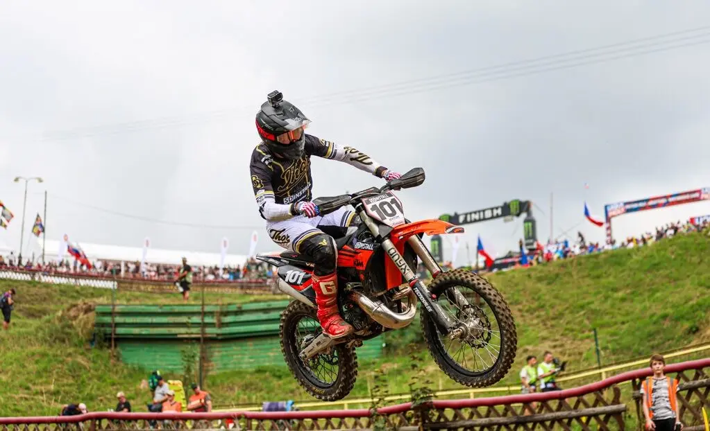 MXEuro | GP Repubblica Ceca 2025: secondo titolo europeo per Kovář dopo quasi 20 anni, Francia dominante tra gli junior
