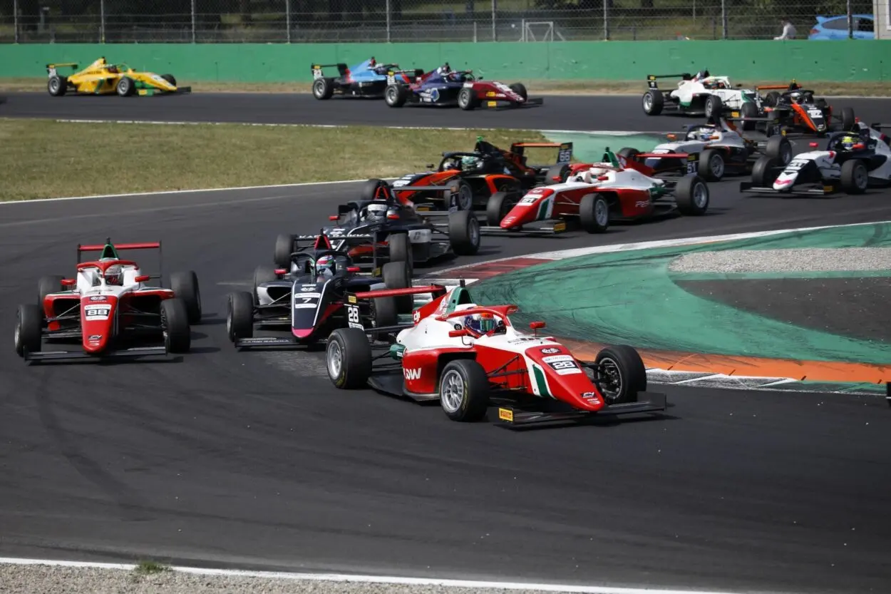 F4 Italia | Intervista a Newman Chi: “Il karting è stata una parte importante della mia carriera”