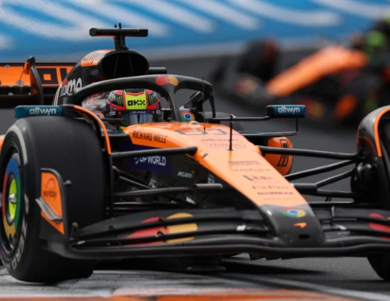 F1 | GP Olanda 2025, gara pazza: Piastri vince su Verstappen e Hadjar! La McLaren di Norris KO e le Ferrari ritirate: Hamilton errore, Leclerc centrato da Antonelli