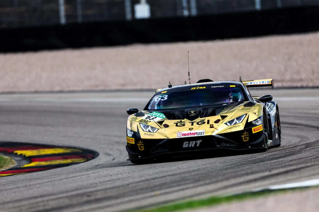 DTM | Sachsenring 2025: Jordan Pepper firma un’altra pole position nelle Qualifiche 1