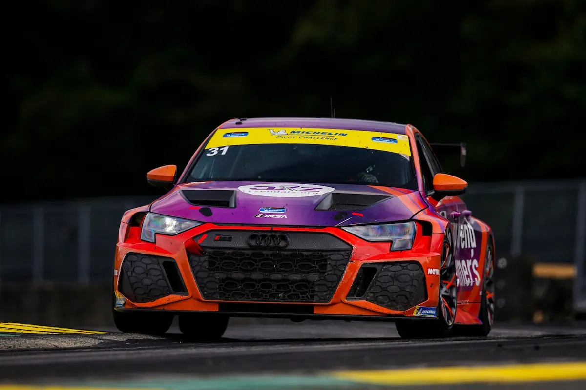 TCR Michelin Pilot Challenge | Virginia 2025: Primo trionfo sul finale per Jaden Conwright e Luke Rumburg. Disastro per Harry Gottsacker