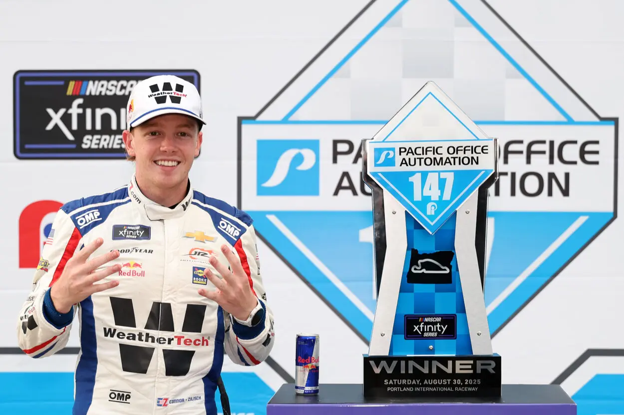 NASCAR | Xfinity Series, Portland 2025: Connor Zilisch rischia, ma porta a casa l’ottava vittoria stagionale