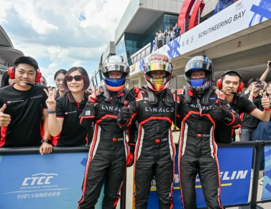 TCR China | Ordos 2025: TeamWork annichilisce tutti. Sabato prima tripletta cinese per Lynk & Co, domenica cinquina davanti all’ex leader Zhang Zhendong