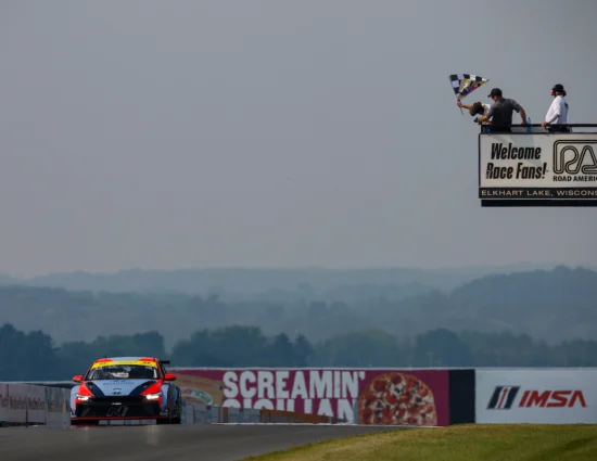 TCR Michelin Pilot Challenge | Road America 2025: Strategie determinanti in una gara spezzata dalle caution. Morris e Wilkins al primo successo, MMG continua a recuperare