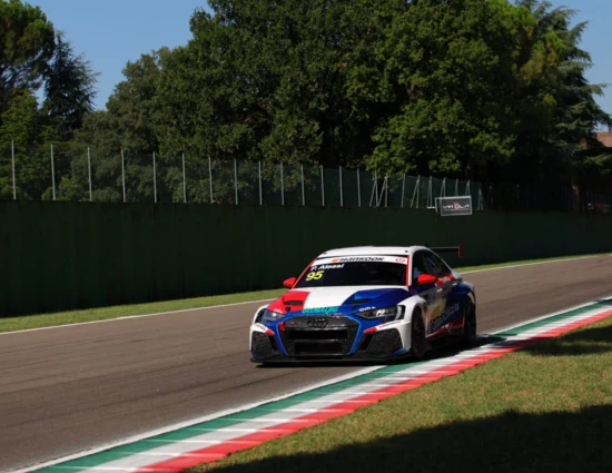 TCR Italy | Imola 2025, Alessi: “Mi ero demoralizzato dopo la qualifica, abbiamo faticato con il nuovo BoP, ma in gara ci siamo rifatti alla grande”