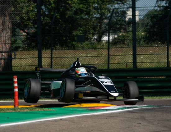 F4 Italia | Imola 2025, Qualifiche: Gabriel Gomez è il più veloce in entrambi i turni del venerdì pomeriggio