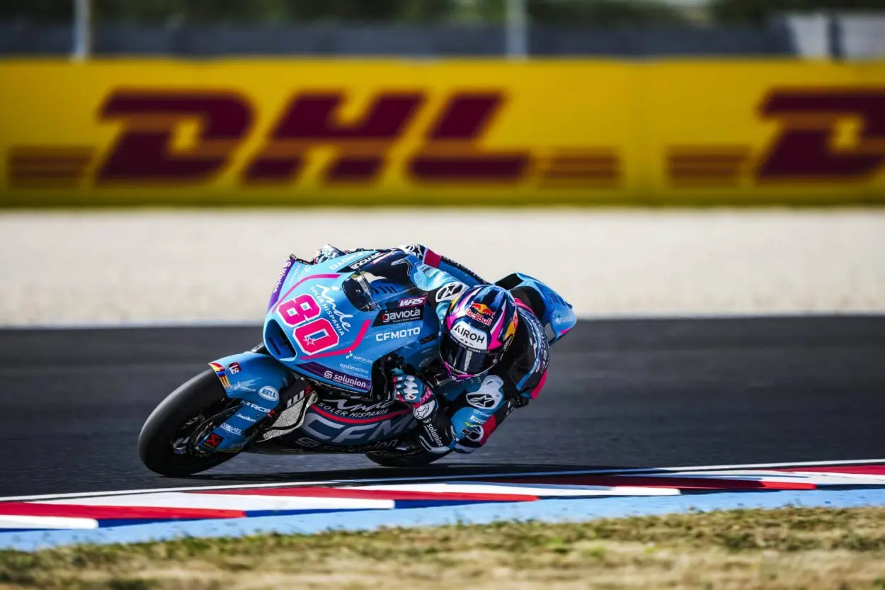 Moto2 | GP Ungheria 2025, gara: tra i due litiganti David Alonso gode, prima vittoria per il colombiano. Moreira 2° in volata su Gonzalez, 6° Canet
