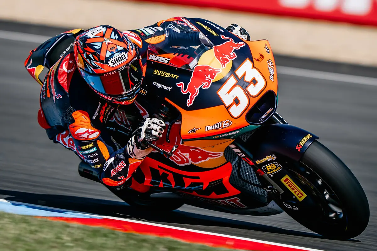 Moto2 | GP Austria 2025: Deniz Oncu salterà il weekend dopo un infortunio in allenamento