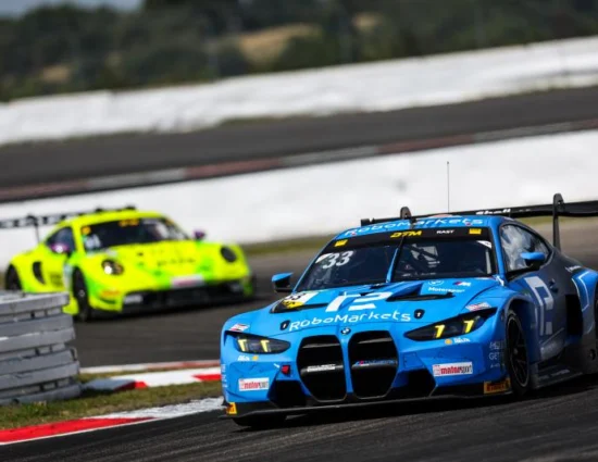 DTM | Nürburgring 2025, Gara 2: Doppietta per il team Schubert Motorsport, Rast vince davanti a Wittmann