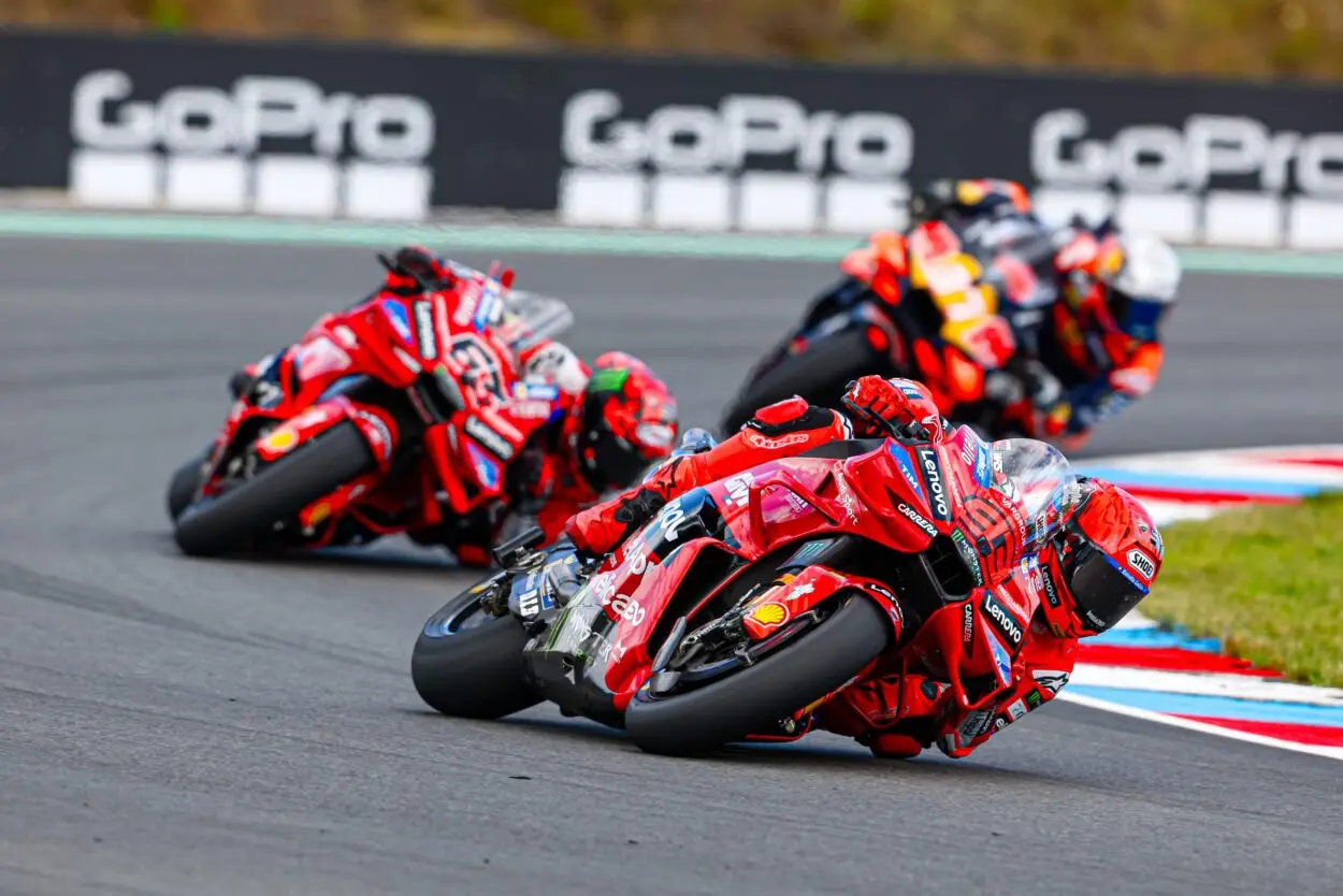 MotoGP | GP Austria 2025, FP1: Marc Márquez torna dalle vacanze col miglior tempo davanti a Bagnaia