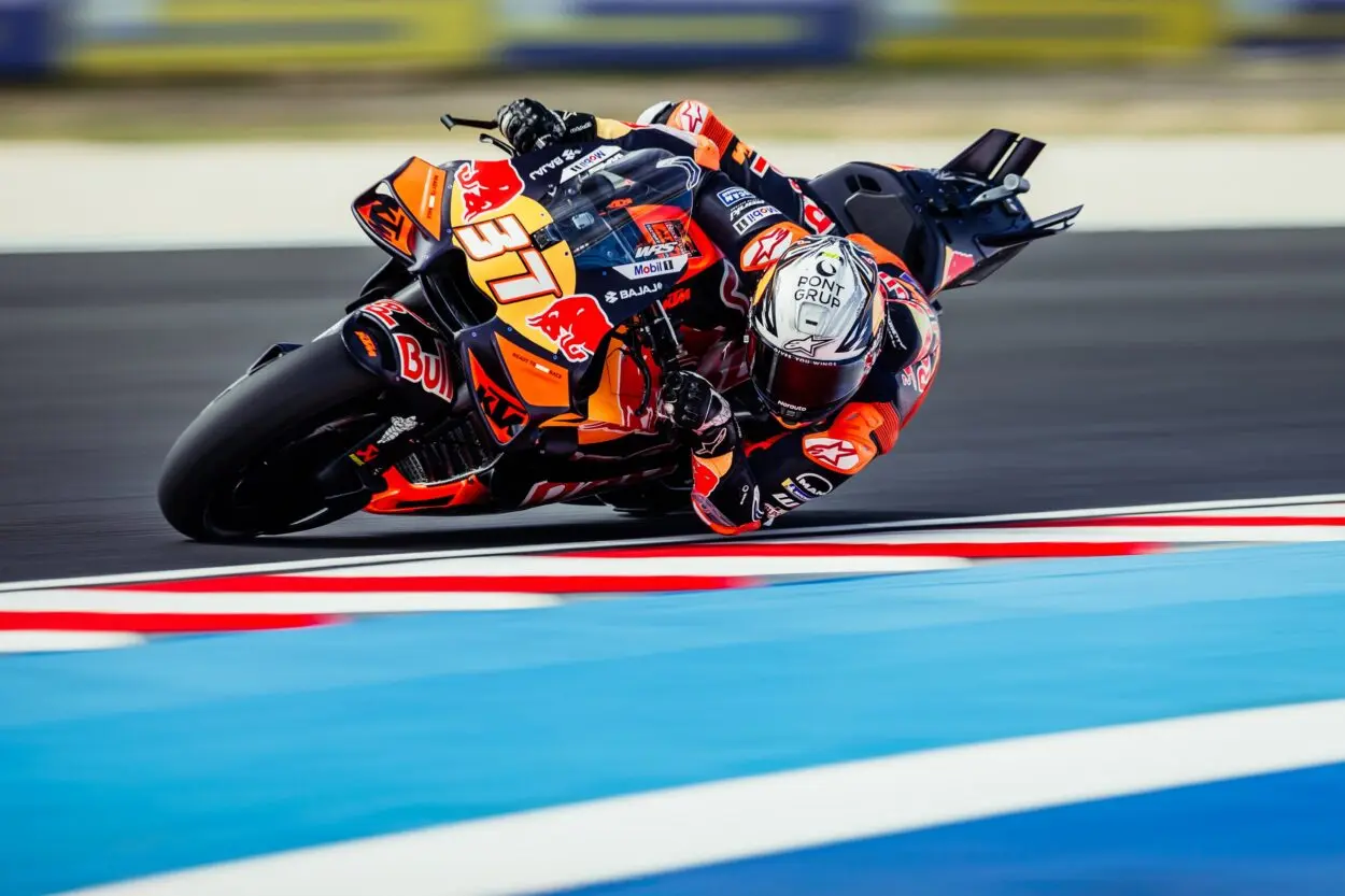 MotoGP | GP Ungheria 2025, Practice: Pedro Acosta ha la meglio sui Márquez