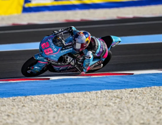 Moto3 | GP Ungheria 2025, Gara: i rookie danno spettacolo, Máximo Quiles vince in volata su Perrone