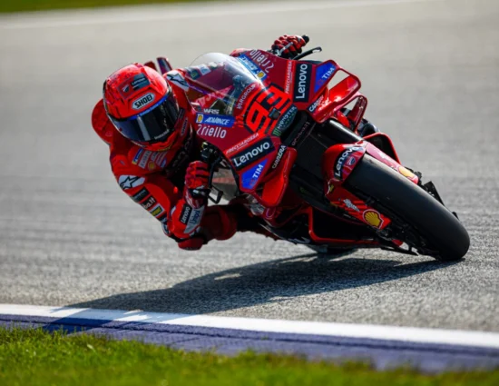 MotoGP | GP Austria 2025, gara: Marc Marquez vince per la prima volta al Red Bull Ring davanti ad un super Aldeguer. 3° Bezzecchi, 8° Bagnaia