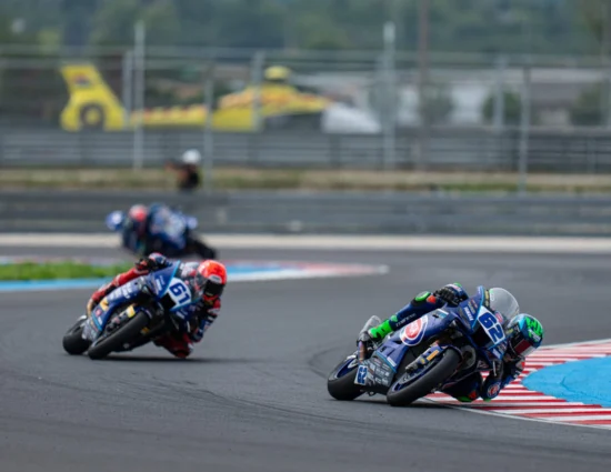 SSP | Round Francia 2025, Gara 1: Stefano Manzi batte Öncü con un capolavoro all’ultimo giro