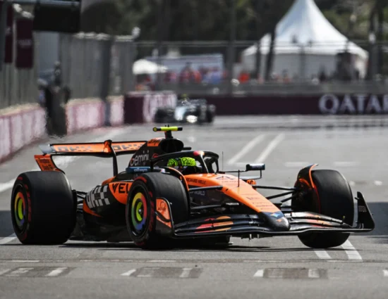 F1 | GP Azerbaijan 2025, FP1: McLaren davanti in una sessione dimezzata con Norris e Piastri. Leclerc 3°, Hamilton 13°