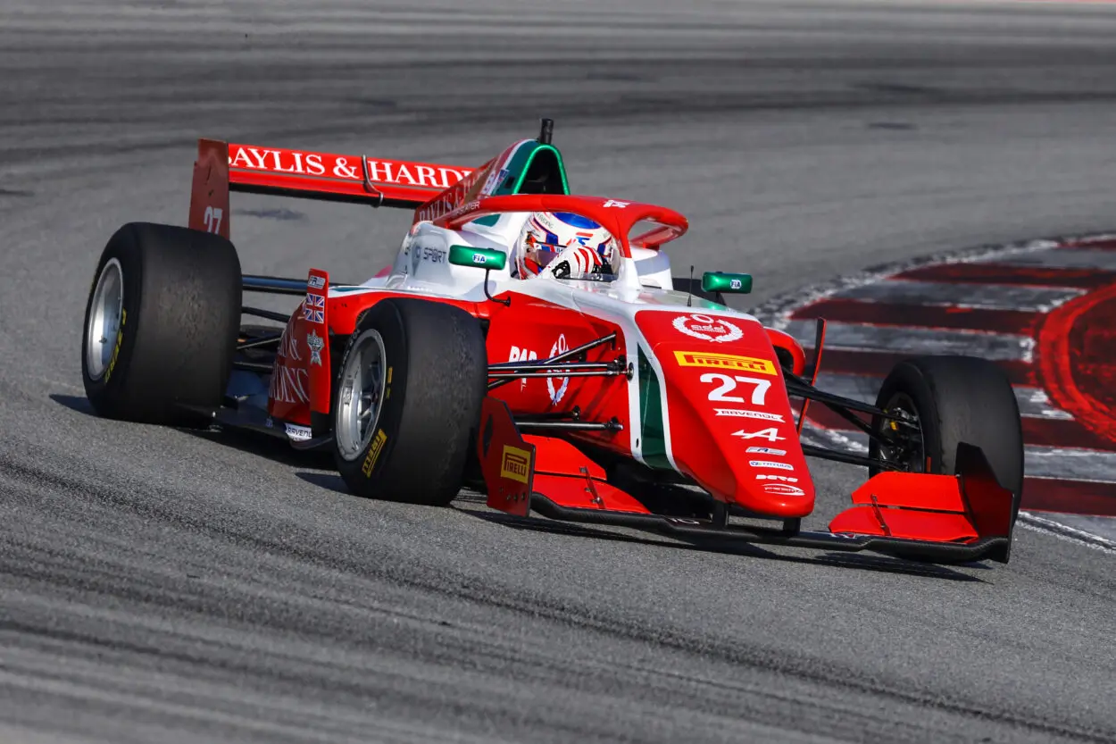 Formula Regional Europe | Catalunya 2025, Qualifiche 1: Freddie Slater batte Matteo De Palo e conquista la pole position