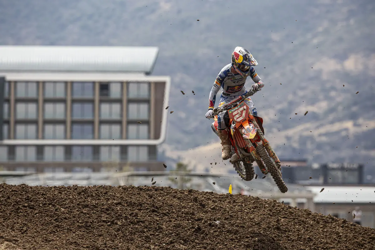MX2 | GP Turchia 2025: Längenfelder batte de Wolf, la sfida mondiale continua