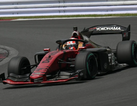 Super Formula | Effettuati i primi test con carburanti a zero emissioni di carbonio al Fuji