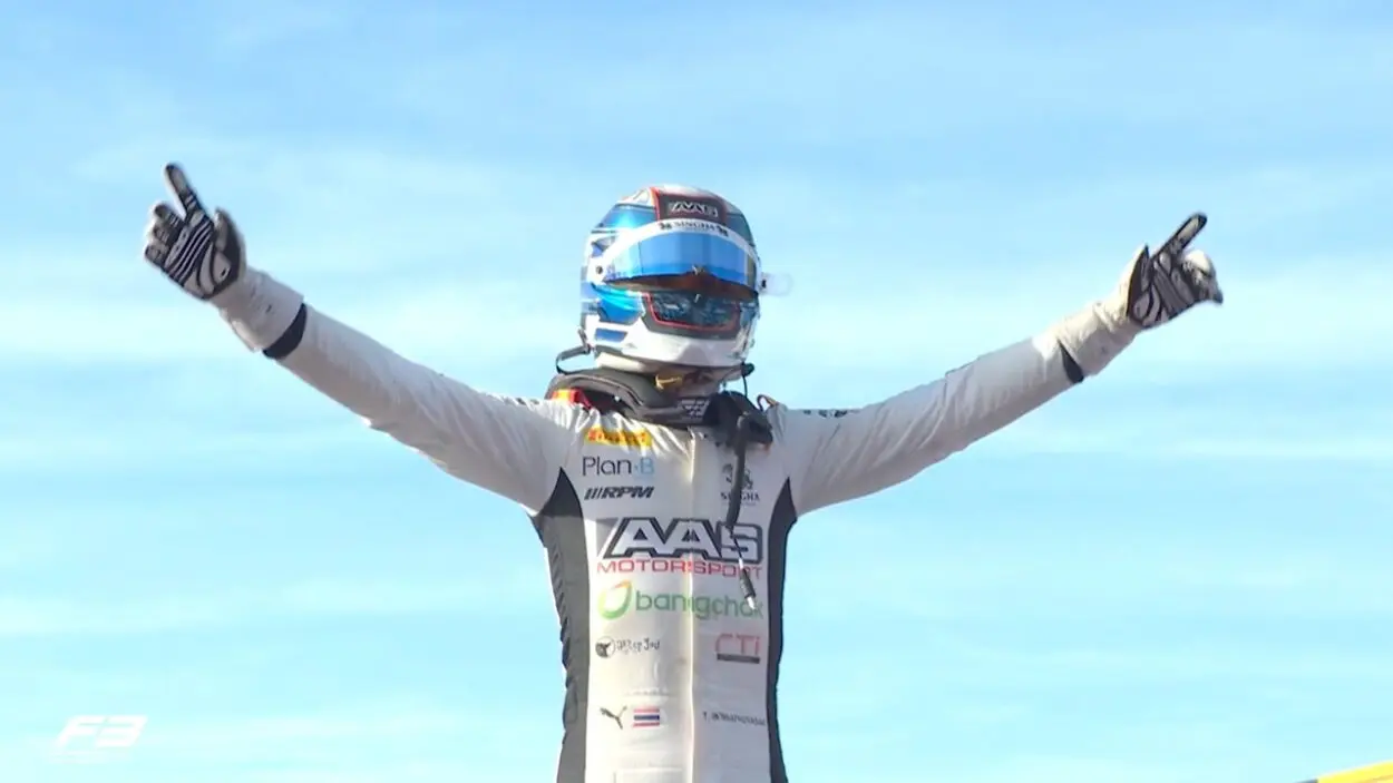 F3 | GP Italia 2025, Feature Race: Campos Racing si aggiudica il titolo a squadre grazie alla doppietta di Inthraphuvasak e Tsolov
