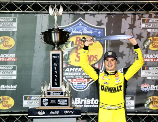 NASCAR | Cup Series, Bristol #2 2025: Bell trionfa battendo anche il degrado delle gomme