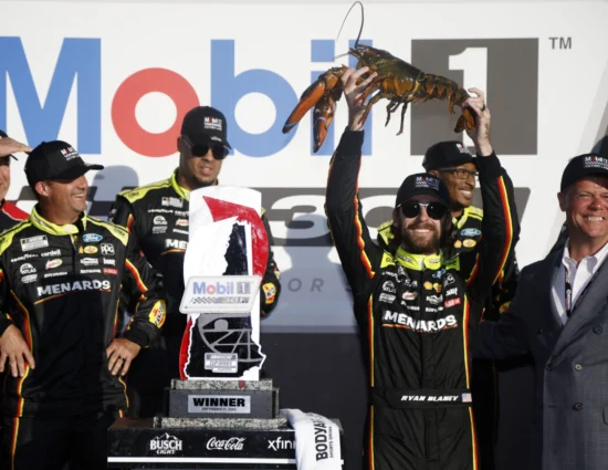 NASCAR | Cup Series, New Hampshire 2025: Ryan Blaney centra il terzo successo stagionale su una pista Toyota