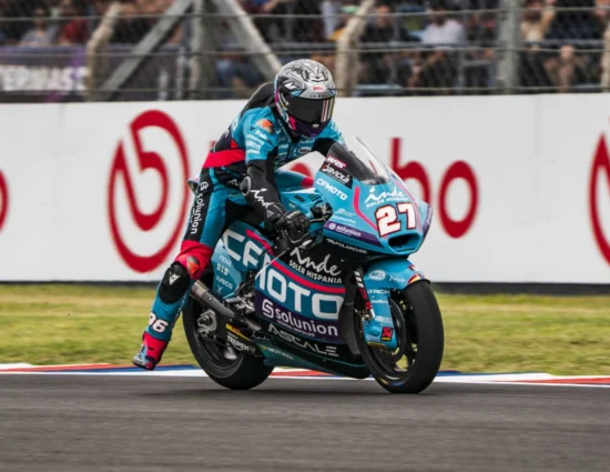 Moto2 | GP Catalogna 2025, Qualifiche: Daniel Holgado si conferma e fa la sua prima pole in carriera
