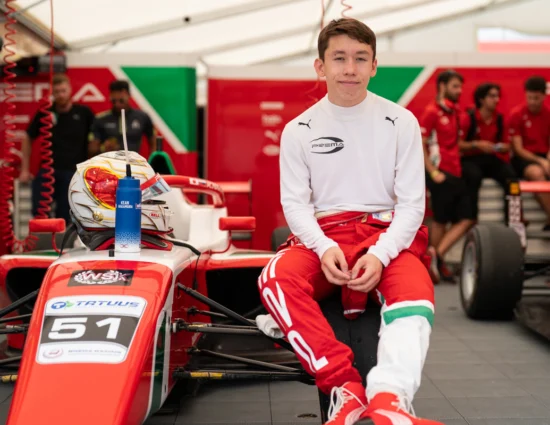 E4 | Mugello 2025: Kean Nakamura-Berta prende la vetta del campionato, Wheldon si rialza e vince Gara 3