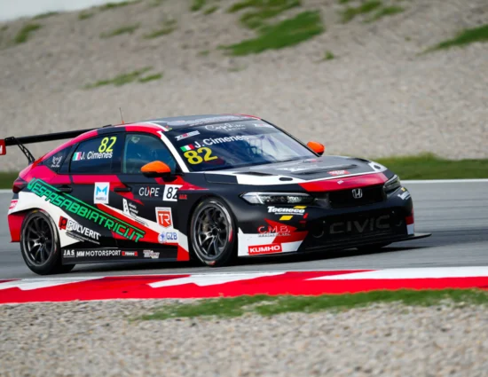 TCR Europe | Barcellona 2025, Cimenes: “Continua il trend positivo in qualifica. Stagione europea partita perfettamente a Misano, poi tutto in salita con i due incidenti al via”