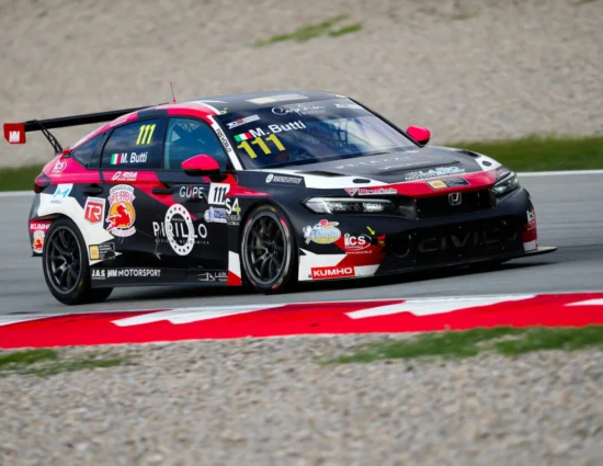 TCR Europe | Barcellona 2025, Butti: “Weekend devastante. Abbiamo fatto il possibile, ma a livello mentale non è stato facile. Possiamo solo imparare da questa sconfitta”