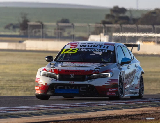 TCR World Tour | Tailem Bend 2025, Penalità Post Gara 1: Montenegro sanzionato per il contatto su Björk