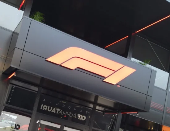 Blog | Il coraggio di smantellarne l’anima ma non di cambiarle anche il nome