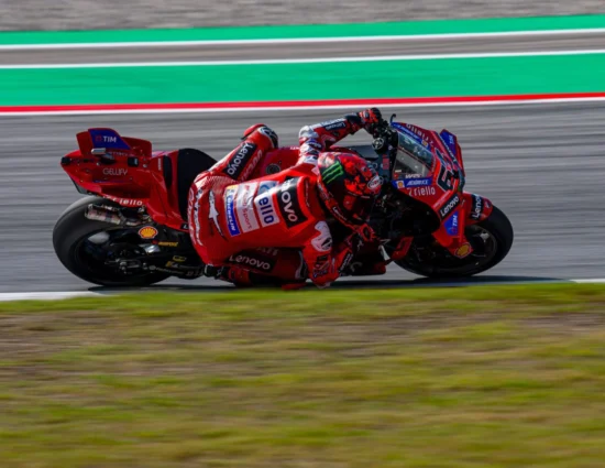 MotoGP | GP Giappone 2025, FP1: Francesco Bagnaia parte forte a Motegi, terzo Márquez