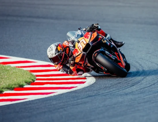 MotoGP | GP Giappone 2025, FP2: Pedro Acosta il più veloce prima delle qualifiche, sorpresa Ogura