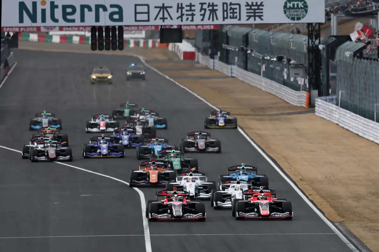 Super Formula | Triple-header a Suzuka, il Round 10 del 2025, cancellato per nebbia, verrà recuperato!