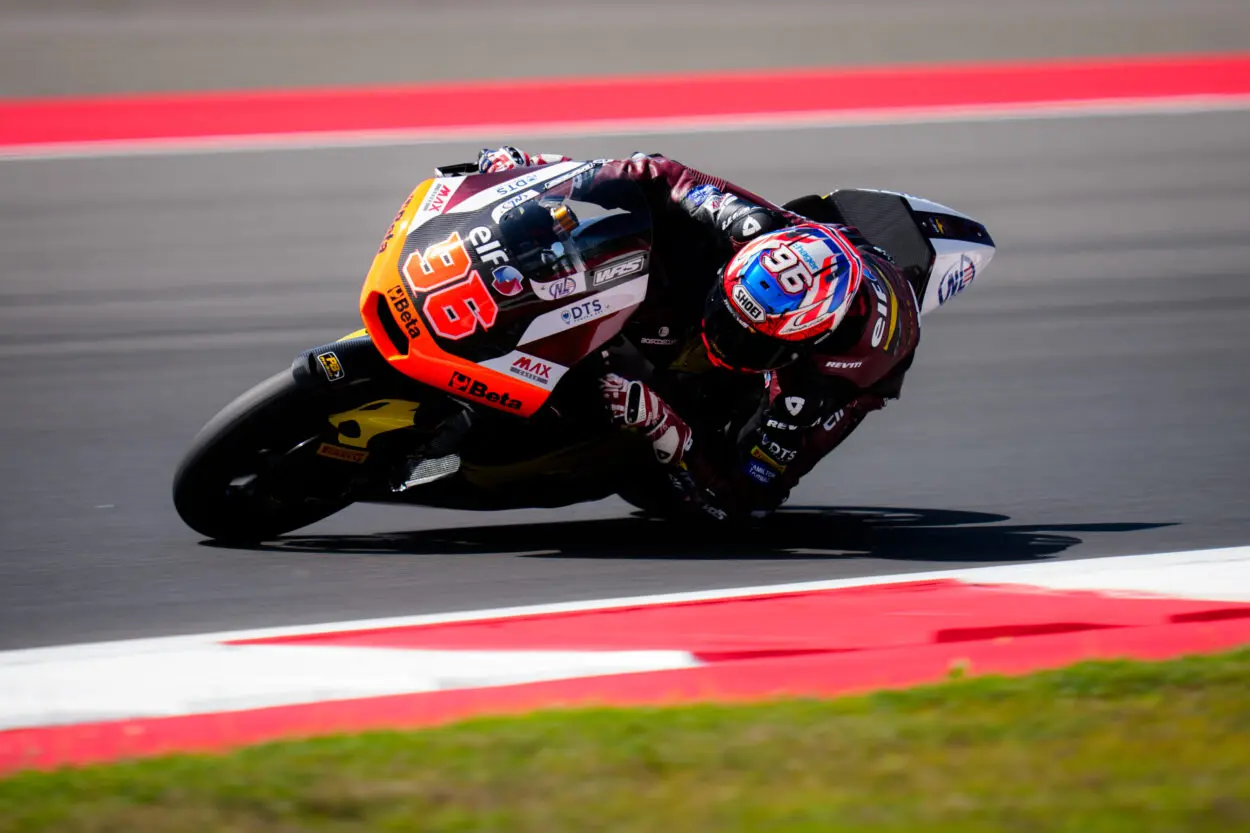 Moto2 | GP Australia 2025, FP1: Jake Dixon il più veloce, caduta per González