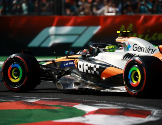 F1 | GP Città del Messico 2025, qualifiche: Norris Pole spaziale davanti alle Ferrari di Leclerc e Hamilton. Verstappen 5°, Piastri solo 8° (ma partirà 7°)